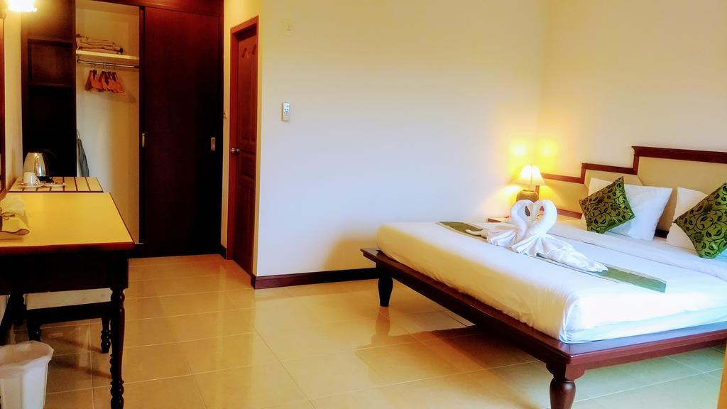 Zhou 3* Phuket