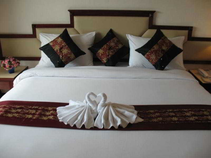 Zhou Phuket