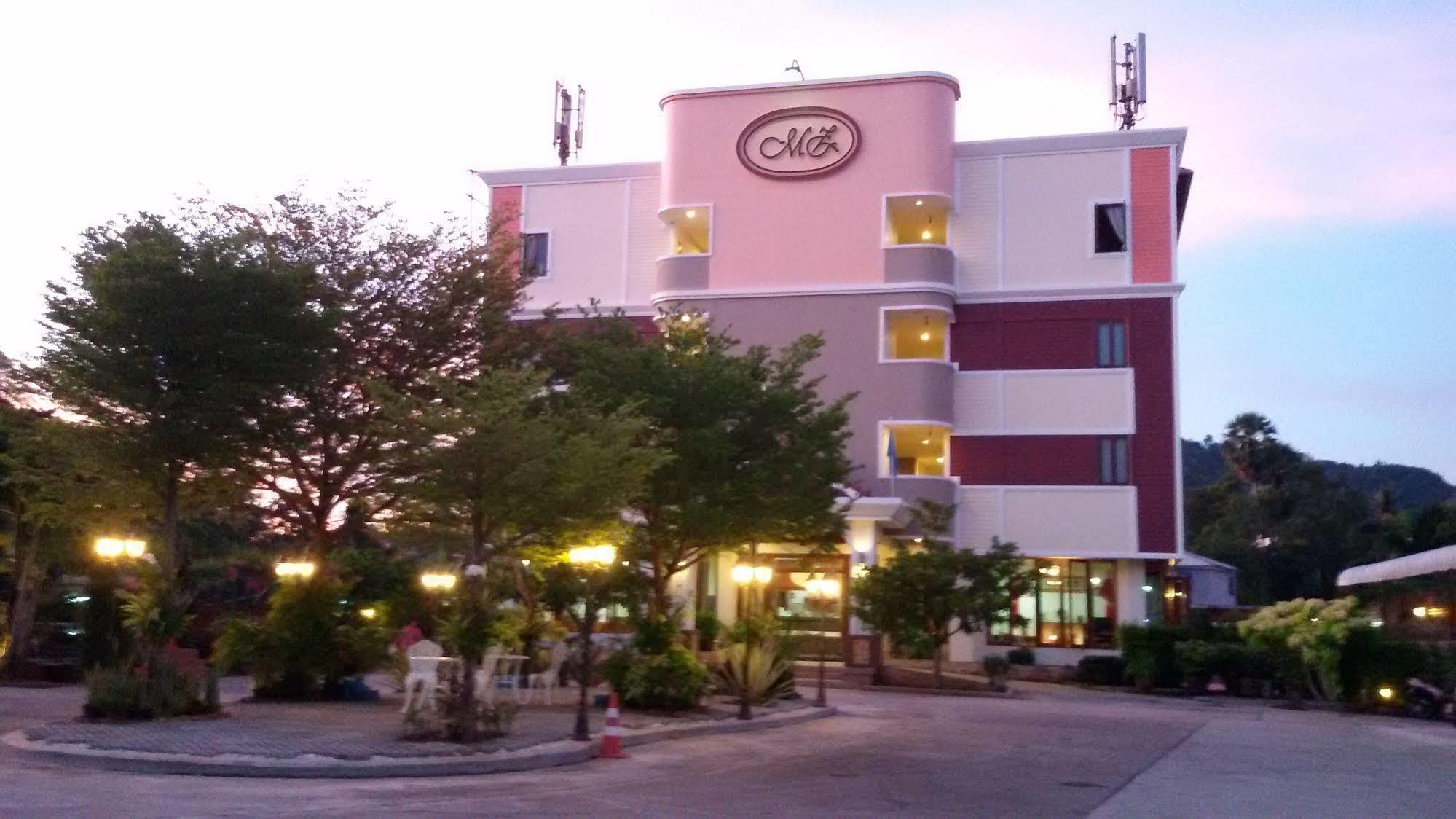 Hotel Zhou