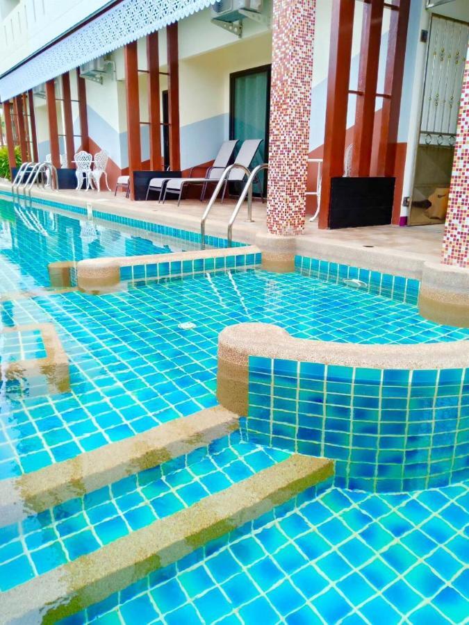 Zhou Hotel 3*
